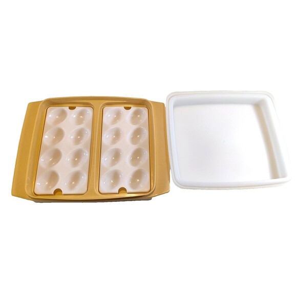 Vintage Tupperware Deviled Egg Keeper 723-3 Carrier & Lid 722-3 Egg Tray 665-4 - Picture 3 of 10